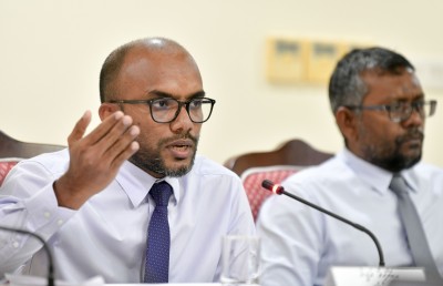 ދައުލަތަށް ނުލިބި ހުރި ޓޫރިޒަމާ ގުޅޭ ޓެކްސްގެ އަދަދު ބިލިއަނަކަށް ވުރެ މަތި
