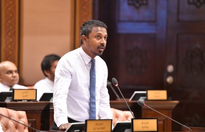 މަޖިލީހުގައި މެމްބަރުން ދައްކާ ވާހަކައާ، ލާ ވޯޓު ދިމައެއްނުވޭ!