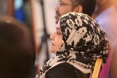 ރައީސްގެ އަނބިކަނބަލުންނަށް "ވުމަން އޮފް ދަ އިޔާ" އެވޯޑް އަރުވައިފި
