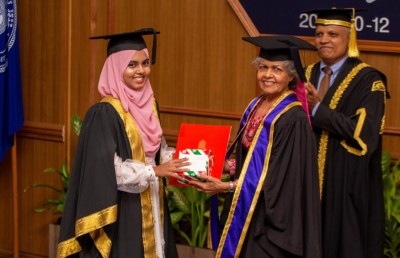 އިބާ: ނަރުހުންނާ މެދު ދެކޭ ގޮތް ބަދަލުކޮށްލާނެ