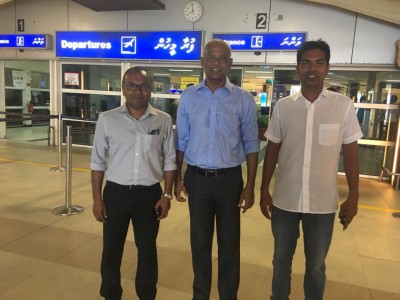 ކެމްޕެއިން މެދުކަނޑާލައި އިބޫ އިނގިރޭސި ވިލާތަށް