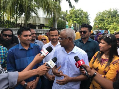 ކެމްޕޭން މެދުކަނޑާލައި އިބޫ ރާއްޖޭން ބޭރަށް