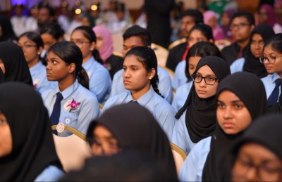 ވިލާ ހައި ސްކޫލަށް 10 އަހަރު: ބޮޑު އަމާޒެއް!