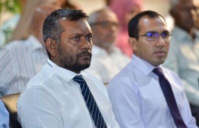 ބިލް ނުދެއްކުނަސް މުއާސަލާތީ ހިދުމަތް ކަނޑާނުލަން އިކޮނޮމިކް މިނިސްޓަރު އެދިވަޑައިގެންފި