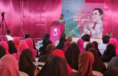 ރައީސަށް ނުބައި ލަފާދޭތީ ބަންޑާރަ ނައިބު ވަކިކުރަންޖެހޭ: ޔާމީން