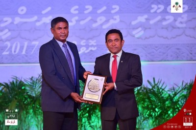 ގައުމީ އިނާމު 15 ބޭފުޅަކަށް، ޝަރަފުވެރިކަމުގެ އިނާމް ފަސް ބޭފުޅަކަށް ދޭން ނިންމައިފި