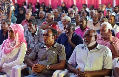 ރައީސަށް ނުބައި ލަފާދޭތީ ބަންޑާރަ ނައިބު ވަކިކުރަންޖެހޭ: ޔާމީން