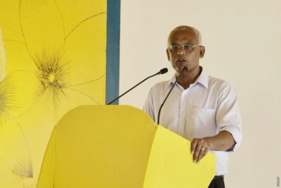 ކެމްޕެއިނަށް އިބޫ ސިންގަޕޫރަށް ފުރާވަޑައިގެންފި