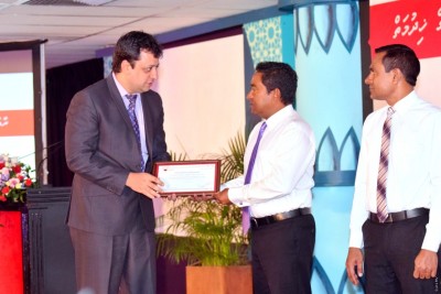 ސިއްހީ ދާއިރާއިން ސްޕެޝަލައިޒްވުމަށް 11 ދަރިވަރަކަށް ލޯނު ދެނީ!