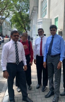 ތައުލީމީ ދާއިރާގެ މުވައްޒަފުން ރިޓަޔާވުމުގެ އުސޫލަށް ގެނައި ބަދަލާއެކު ރައީސަށް ޕެޓިޝަނެއް ހުށަހަޅައިފި