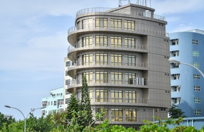 އެސްޓީއޯގެ ދެ އޮޕްޝަން އަގު ބޮޑު، އަގު ހެވީ ބޭނުންވާ ވެންޓިލޭޓަރެއް ނޫން: ހެލްތު