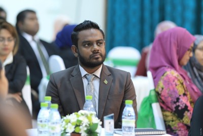 ކަރެކްޝަންސް އިން 1800 އަށް ވުރެ ގިނަ ފޯމު ލިބިފައިވޭ: އީސީ
