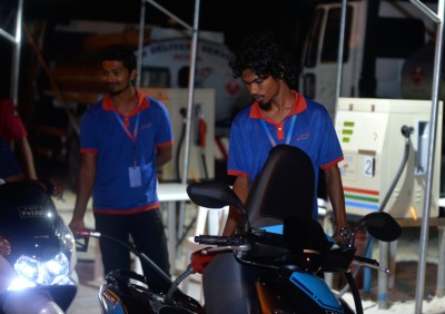 ވަގުތީ ޕެޓްރޯލް ޝެޑުގައި ހަތަރު ޑިސްޕެންސަރު ބަހައްޓައިފި