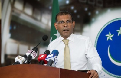 ހުރިހާ ދިވެހިންނަށް ކޮވިޑް ޖެހޭނެ، ފަރުވާ ދެވޭނެ ގޮތެއް ހޯދަންވީ: ނަޝީދު