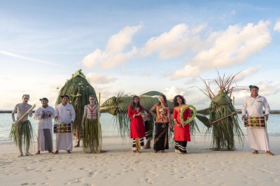 ކުރުނބާ ބޮޑުބެރުގެ ފަރާތުން "އައިމި އުފާ އީދުގައި" ހިތްގައިމު ލަވައެއް!