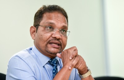 ހުސެއިން ސައީދުގެ އިންޓަވިއު: އަރަބިއްޔާ ނެތިކޮށްލަން އުޅޭ ކަމަށް ހީކުރުމަކީ ވަރަށް ބޮޑު ކުށްހީއެއް