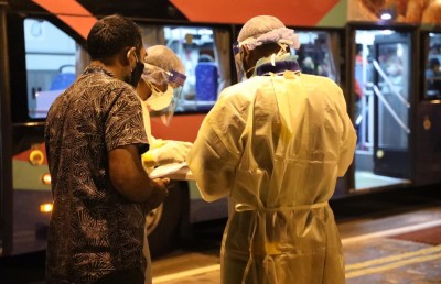 ފުރުވާލާ ބަންގްލަދޭޝް މީހުން ހުޅުމާލެއަށް ގެންގޮސްފި