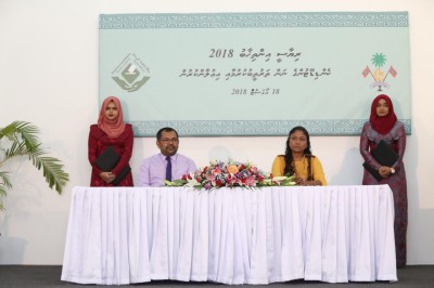 ކެންޑިޑޭޓް ނަންބަރު އެކެއް ރައީސް ޔާމީނަށް، އިބޫ އަށް ދޭއް