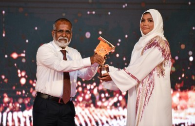 މިދިޔަ އަހަރުގެ އެންމެ މޮޅު ނޫސްވެރިއަކަށް ޝިފްލީން