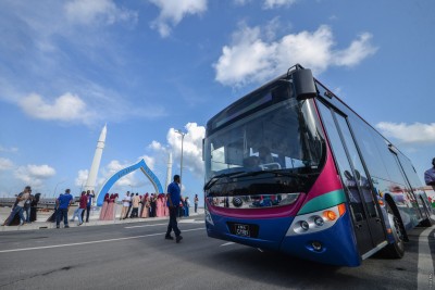 ބުރިޖު ދަތުރުތަކުގެ އަގުތައް އަދި ކަނޑައެއް ނާޅަން: ހައުސިން މިނިސްޓްރީ