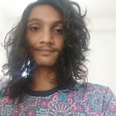 މާލޭގައި ވަޅި ހަރައި ޒުވާނަކު މަރާލައިފި