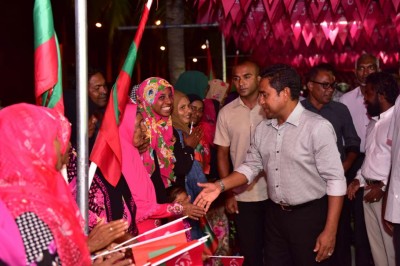 ވެލިދޫ ކައިރީގައި އެއާޕޯޓެއް އަޅާނެކަމުގެ އިޝާރާތް ރައީސް ތަކުރާރުކުރައްވައިފި