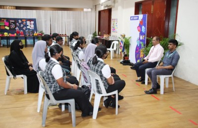 ވޯލްޑް ސްކޮލާސް ކަޕްގެ ޗެމްޕިއަންސް ބުރަށް ދިވެހި ކުދިން އެމެރިކާއަށް