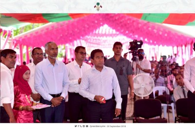 އަރިއަތޮޅަށާއި ކުޑަހުވަދޫއަށް ވަޑައިގަތުމަށްފަހު ރައީސް އެނބުރި މާލެއަށް