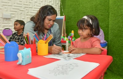 ސްޓެލްކޯގެ މުވައްޒަފުންގެ ކުދިން ބަައިތިއްބާނެ މަރުކަޒެއް ހުޅުވައިފި