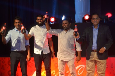 ކޮކާކޯލާގެ "ޝެއާ އަ ކޯކް" ކެމްޕެއިން ރާއްޖެއަށް