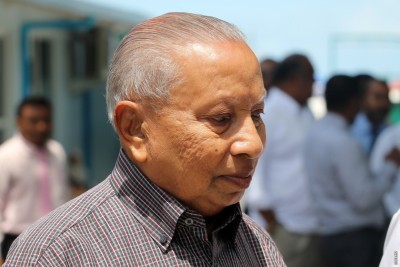 އުމަރު ޒާހިރުގެ އަނބިކަނބަލުން މޫމިނާ އަވަހާރަަވެއްޖެ