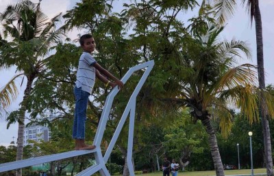 ރައީސް ވިދާޅުވި އެންމެ އަގުބޮޑު ހަދިޔާ: އުމުރުން ހަ އަހަރުގައި ހާފިޒަކަށް!