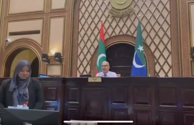 މަޖިލީހުގެ ކޯޅުން: ނަޝީދަށް ގޯސްވީ ޝަރީފު ރިޔާސަތުގައި އިށީނދެވަޑައިގަތުން!
