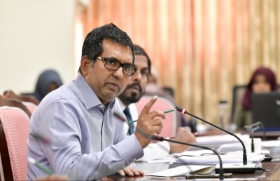 ބަޖެޓުގައި ފޭކު އަދަދުތައް އެބަހުރި ކަމަށް ބުނެ ސައީދުގެ ތުހުމަތެއް