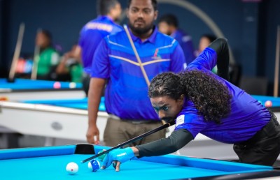 ލިޓަސް ގައުމީ ބިލިއާޑް މުބާރާތް: ފުރަތަމަ މެޗުގައި ކަސްޓަމްސް އިން ޗެމްޕިއަން އީގަލްސް ބަލިކޮށްފި