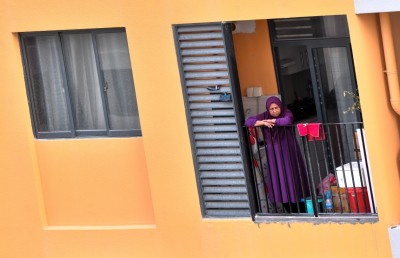 ހިޔާ ޓަވަރުން ކަރަންޓާއި ފެން ކެނޑުން: ސިޑިން 25 ވަނަ ފްލޯއަށް، ކައްކައި ކެވޭނެ ގޮތެއް ނެތްް!