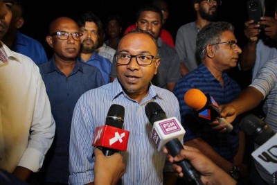 ރައީސް ޔާމީނަށް ނުފުރޭގޮތް ހަދައިދިނުމަށް އެދި އިދިކޮޅުން ފުލުހަށް