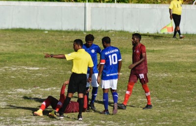 ސެންޓްރަލް ލީގުގެ ދެވަނަ ޑިވިޝަން: ފުރަތަމަ މޮޅު ވޭވަށަށް، މުލަކާއި ނާލާފުށި އެއްވަރު
