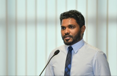 ޓްރާންސްޕޯޓުގެ ޑެޕިއުޓީ މިނިސްޓަރު ޝިމާޒަށް އިންޒާރުދިން މައްސަލަ ތަހުގީގުކުރަނީ