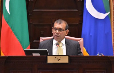 ޓެކްސް ބިލަށް މިއަދު ވެސް ވޯޓަށް ނާހައި ޖަލްސާ ނިންމާލައިފި