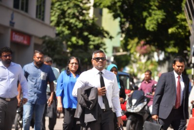 ސުޕްރީމު ކޯޓުގެ އަޑުއެހުމަށް ވަނުމަށް ކިޔު ހަދައިފި
