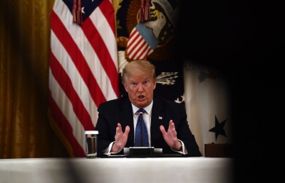 އެންމެ ގިނަ މީހުން ޕޮޒިޓިވްވި ގައުމަކަށް އެމެރިކާވުމަކީ ފަޚުރެއް: ޓްރަމްޕް