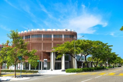 ހުޅުމާލެ ސެންޓްރޯ މޯލު ސަރަހައްދުން އަނެއްކާވެސް ފައިސާތަކެއް ފޭރިގެންފި