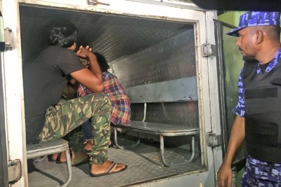 މަރަމާރީ ހިންގަން އުޅުނު ކަމުގެ ތުހުމަތުގައި ފަސް މީހަކު ހައްޔަރުކޮށްފި