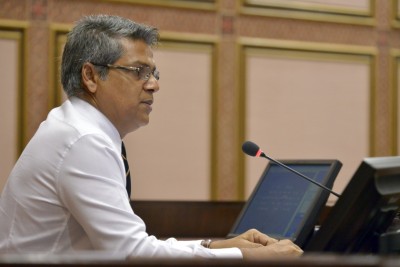 ޖަލްސާގެ ކުރިން މެމްބަރުންގެ މައްސަލަ ނިންމައިދިނުމަށް މޫސަ އެދިއްޖެ