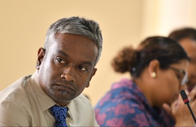 ޚިޔާނާތާއި މަރު ކޮމިޝަންތަކުގެ ތަހުގީގުގެ މައްސަލަ ދެ ކޮމެޓީއަކަށް ފޮނުވައިފި