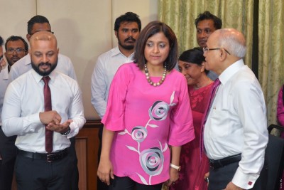 ޖަލަށް ދާން ޖެހިދާނެކަން ބައްޕައާ ފާރިސްއަށް ކުރިން ދެންނެވިން : ދުންޔާ