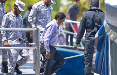 ޔާމީން ދޫކޮށްލަން ޖެހޭކަން ނަޝީދުގެ ވާހަކަފުޅުން އެނގޭ: އިދިކޮޅު