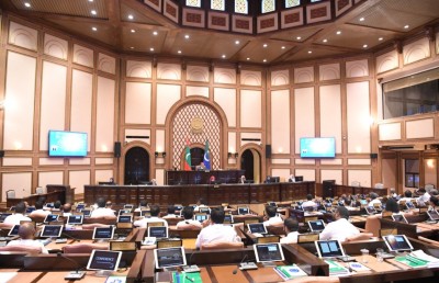 އިހުތިޖާޖު ކުރަމުންދަނިކޮށް، ޖީއެސްޓީ އާއި ޓީޖީއެސްޓީ ބޮޑުކުރަން މަޖިލީހުން ފާސްކޮށްފި