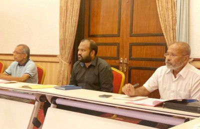 ޓޫރިޒަމް ގައިޑްލައިންގައި ހިމެނި ފީތައް ނުނަގަން ނިންމައިފި